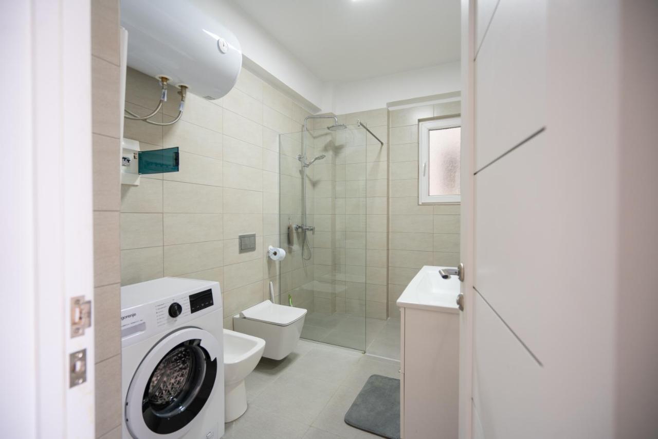 Apartment In The Village With A Sea View Vlora Kültér fotó